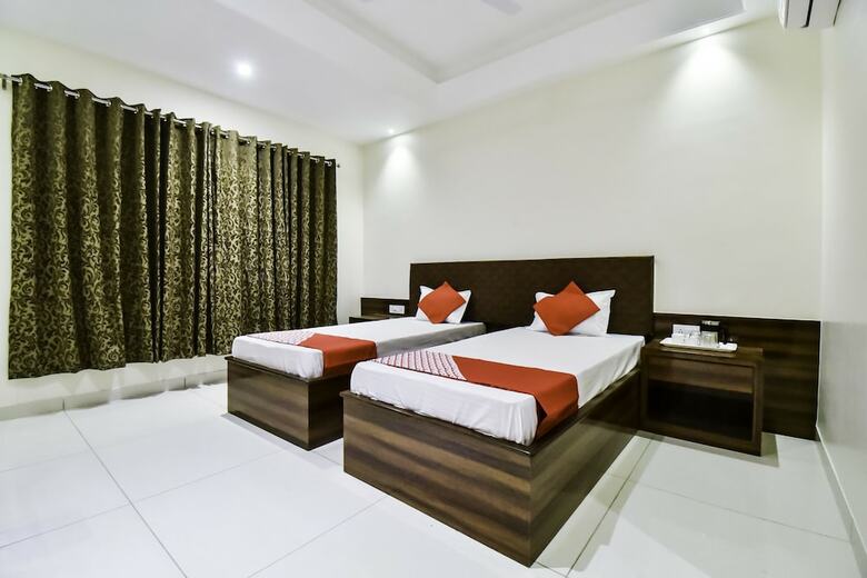 Hotel Oyo 23571 Jai Bhawani