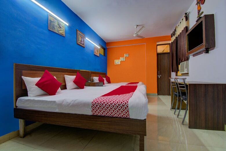 Oyo 23108 Hotel Bagga Vilas