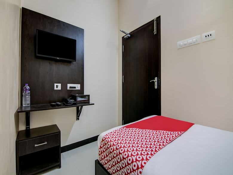 Hotel Oyo 24147 Royal Stay