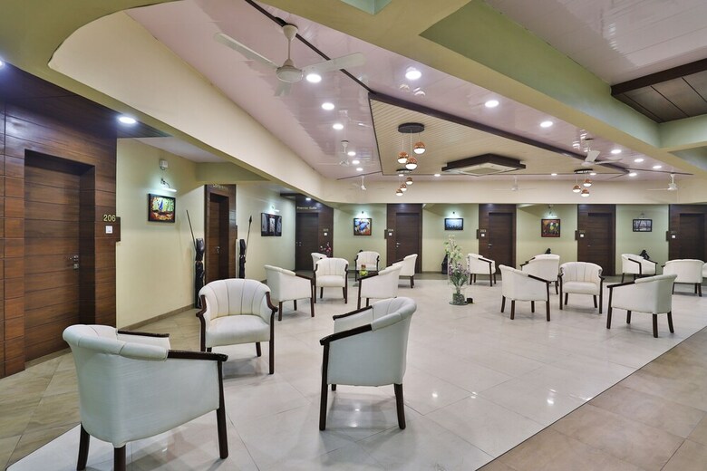 Oyo 25065 Hotel Shree Daan
