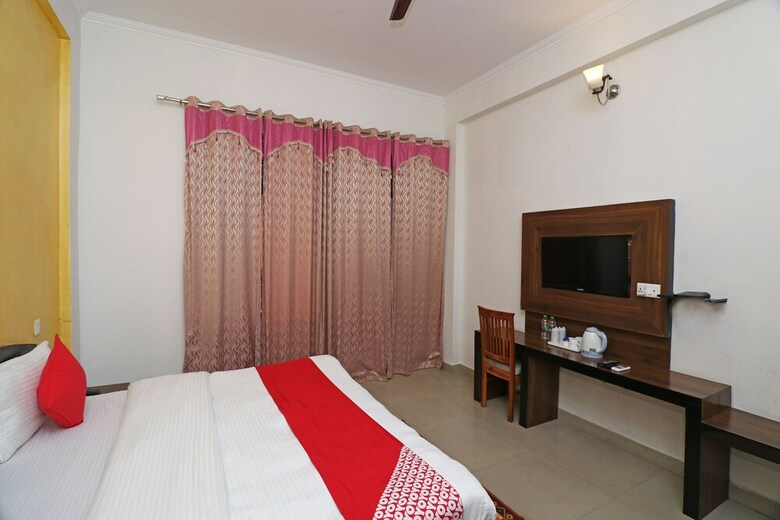 Hotel Oyo 5589 Pine Oak Resort