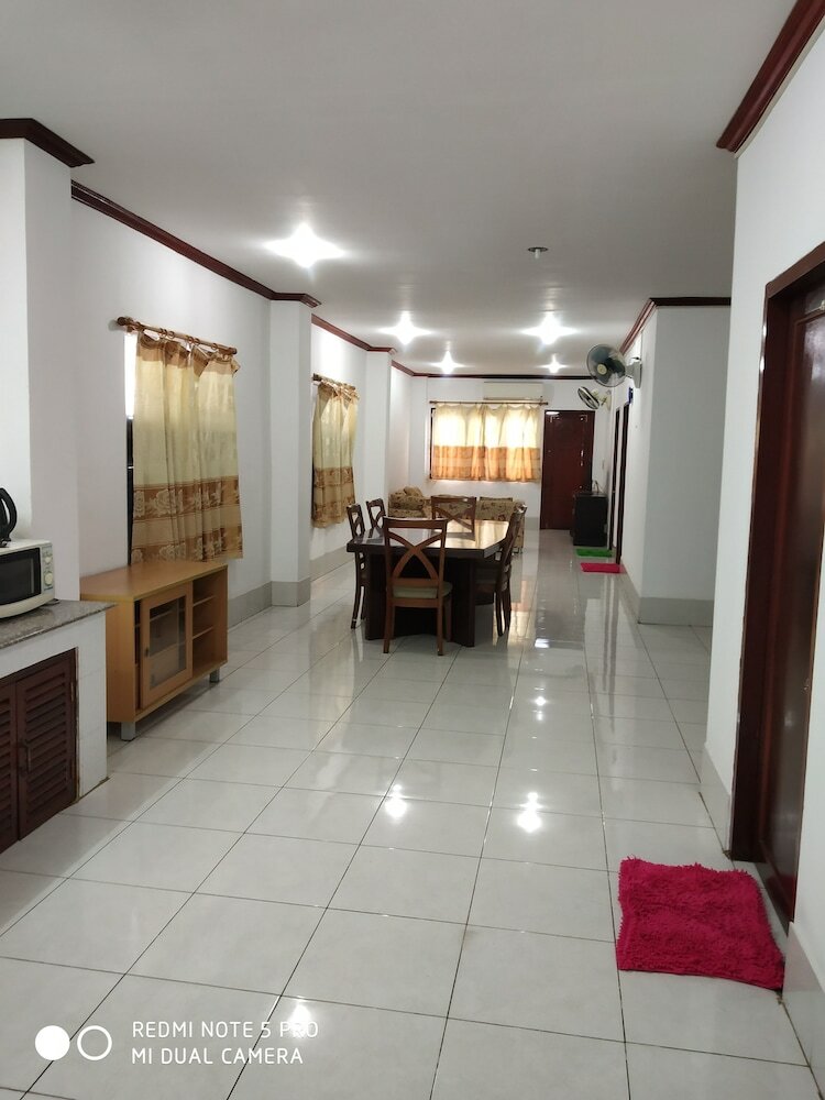Hotel Baaris Residency & Apartment