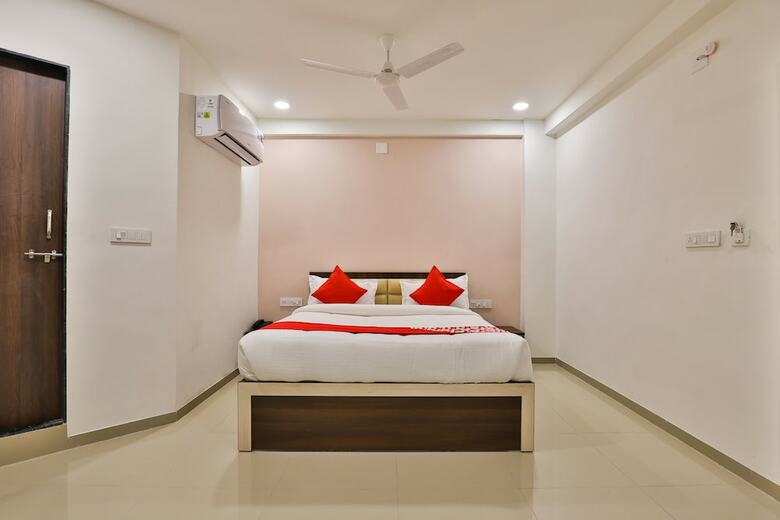 Oyo 26578 Hotel Aashray