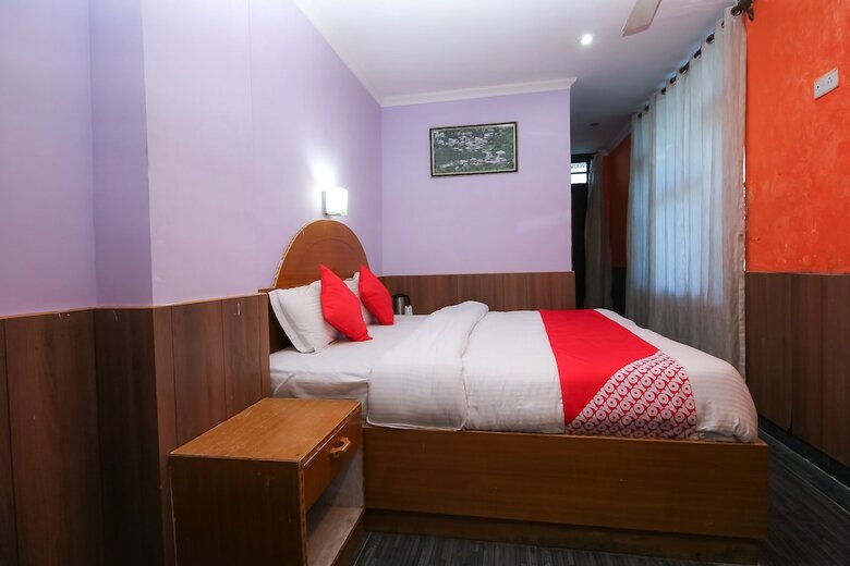Oyo 8367 Hotel The Woodz