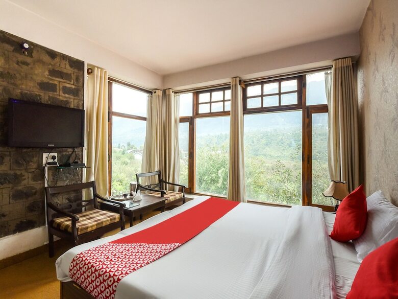 Oyo 27877 Hotel Jai