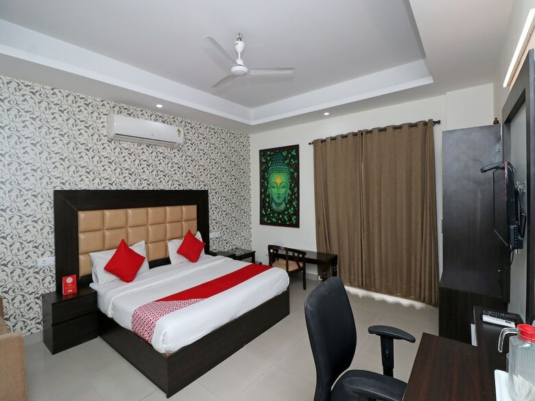 Oyo 28616 Hotel New View
