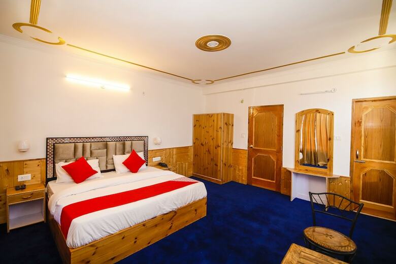 Oyo 24074 Hotel Touchwood Shubh Dev
