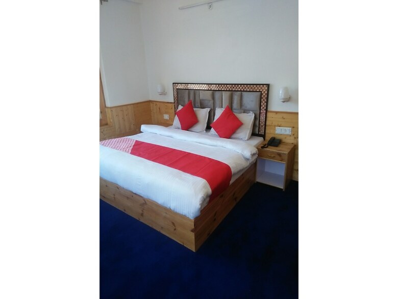 Oyo 24074 Hotel Touchwood Shubh Dev