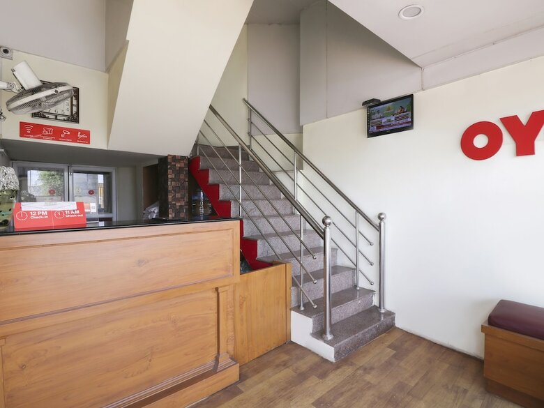 Hotel Oyo 27738 Ghala Residency Inn