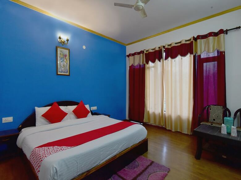 Oyo 18411 Hotel Aarya
