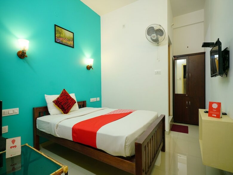 Hotel Oyo 16617 Rayan Residency