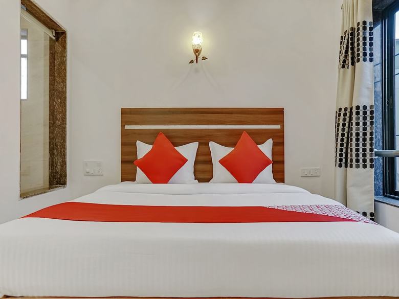 Oyo 26583 Hotel Kohinoor Plaza