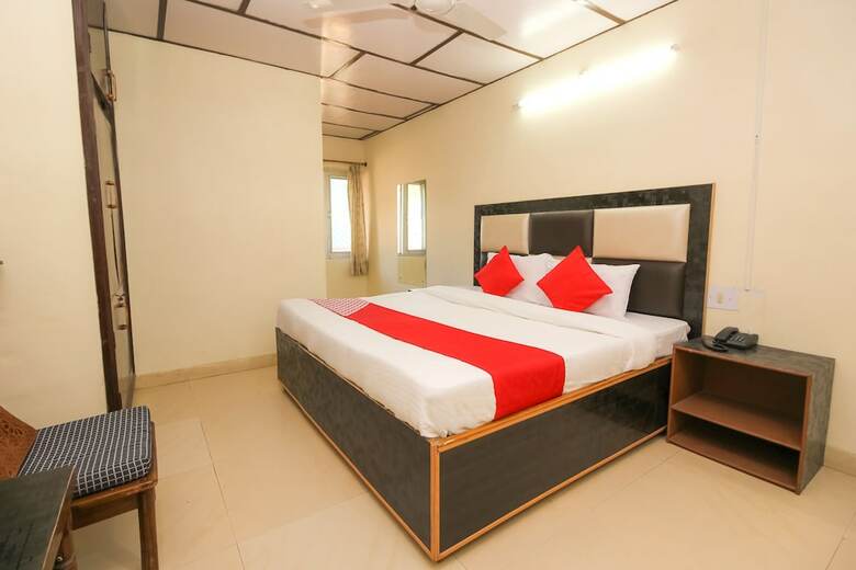 Oyo 24525 Hotel Country Lodge
