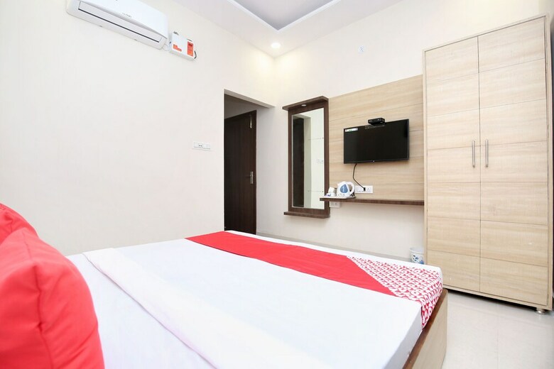 Oyo 24501 Hotel Forever Inn