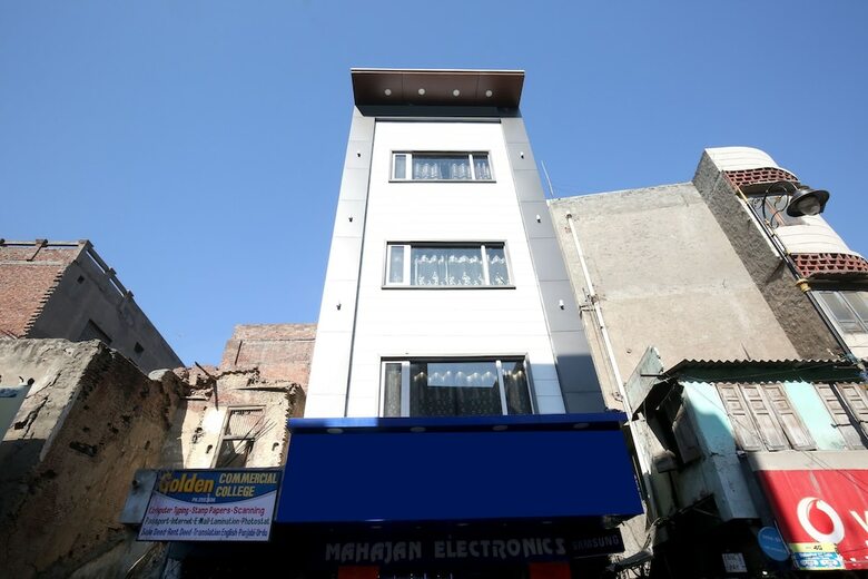 Oyo 24501 Hotel Forever Inn