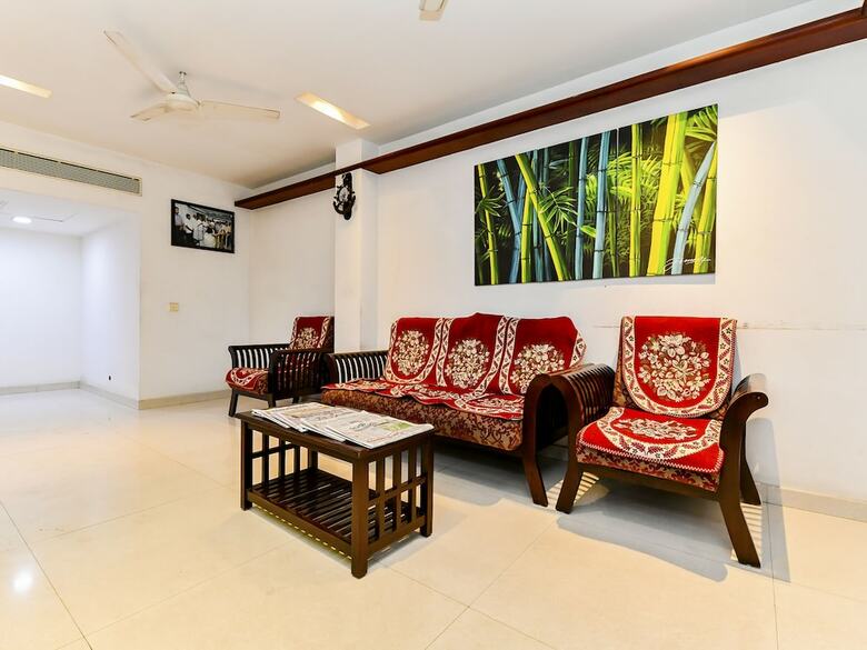 Oyo 28129 Hotel Mjm International