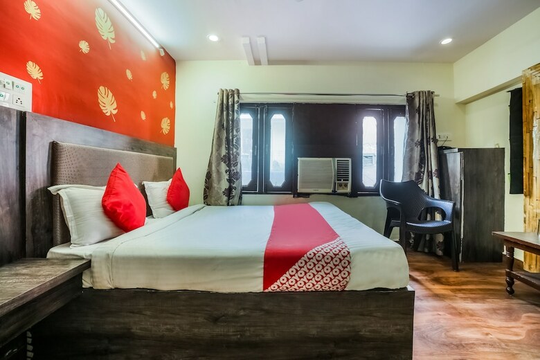 Oyo 28783 Hotel Vaishali