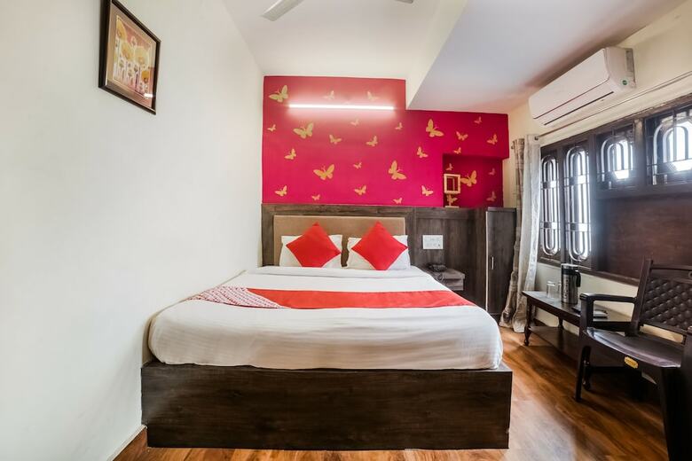 Oyo 28783 Hotel Vaishali