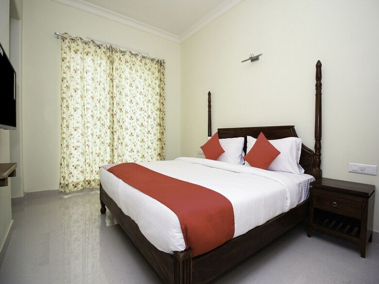 Hotel Oyo 18308 Kishanpur Haveli