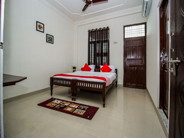 Hotel Oyo 18308 Kishanpur Haveli