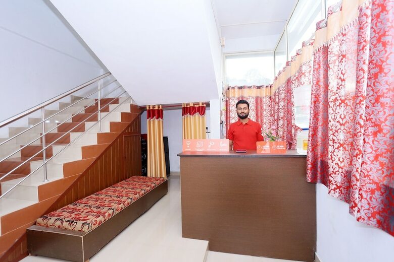Hotel Oyo 23756 Munnar Paradise, Irumupalam