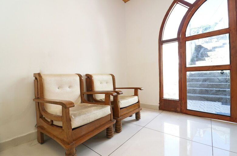 Oyo 24137 Hotel Himalayan Village