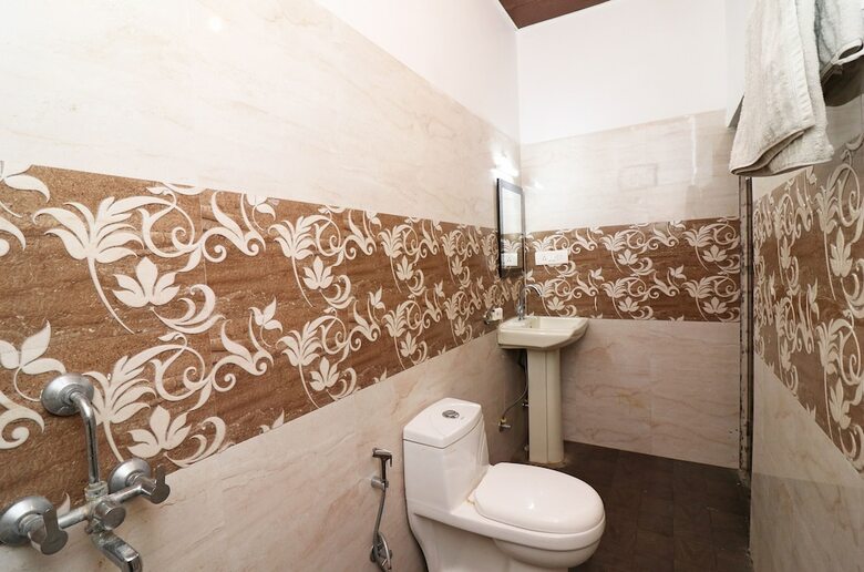 Oyo 24137 Hotel Himalayan Village