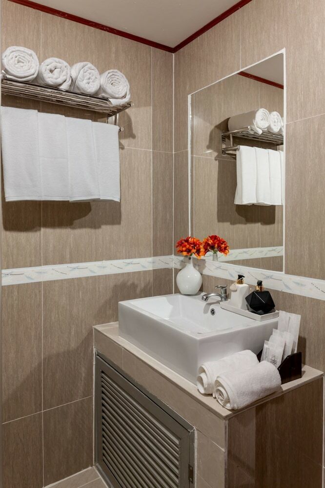 7 Days Premium Hotel Bangna