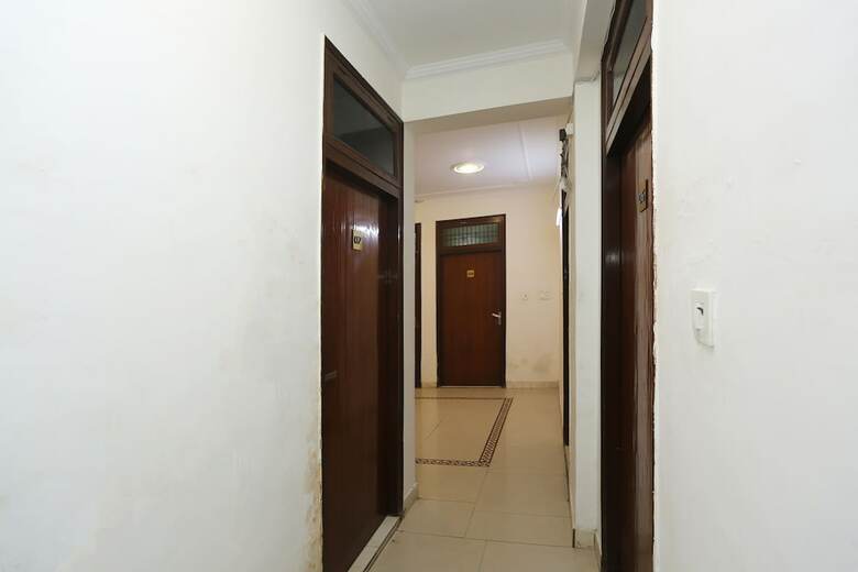 Oyo 26771 Hotel Lotus Inn