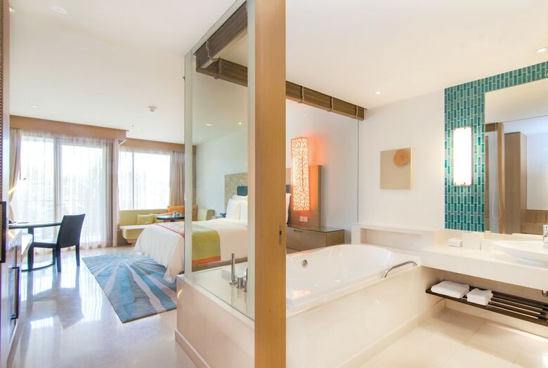 Apartamento Renaissance Phuket Resort & Spa