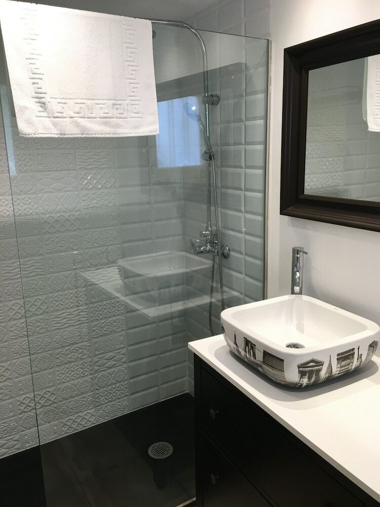 Apartamentos Aiguaneu S Ermita