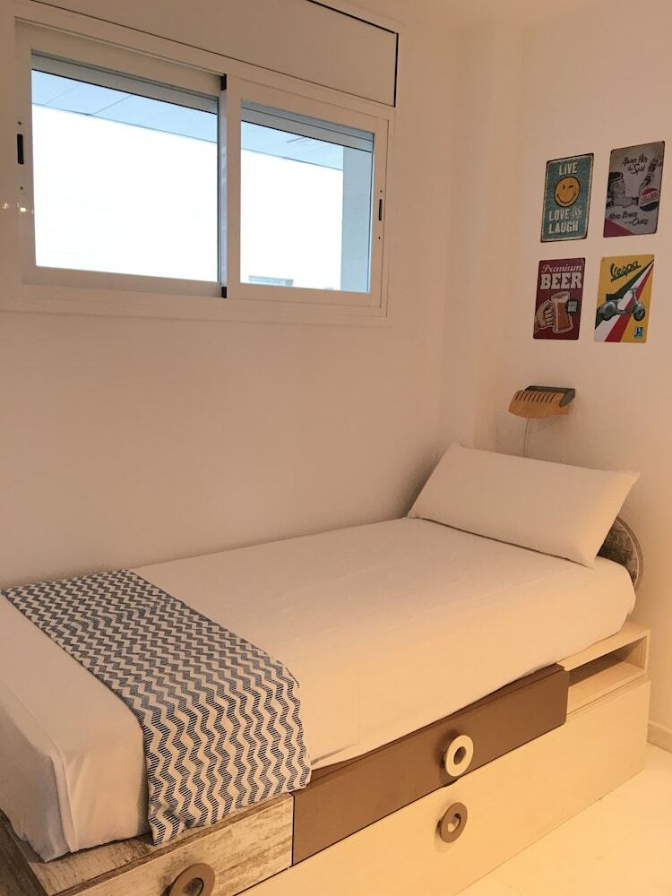 Aiguaneu Apartaments Els Pins
