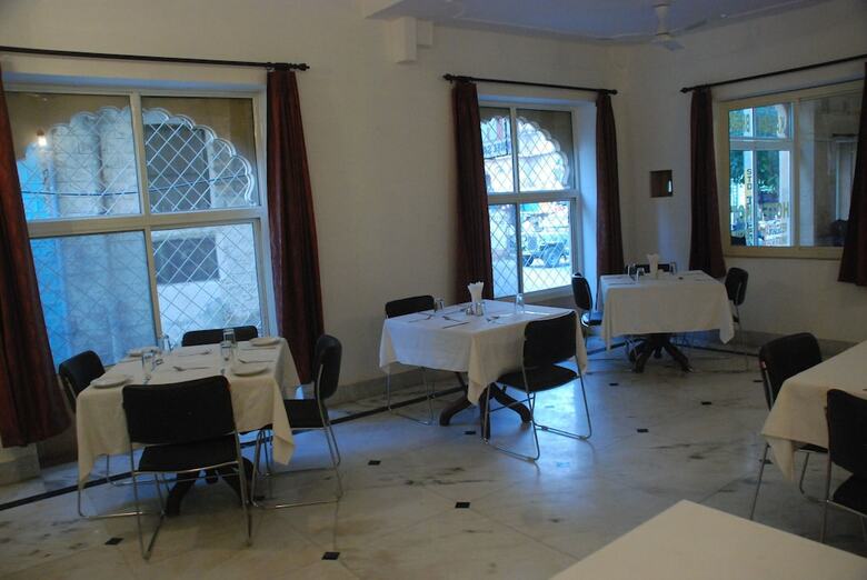 Hotel Welcomheritage Kalyan Bhawan
