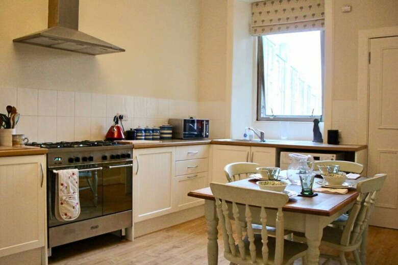 Apartamentos Classic 2 Bedroom Edinburgh Flat