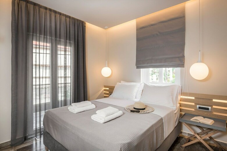 Sun Ray Luxury Aparthotel