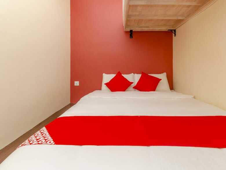 Oyo 778 Bmw 2 Hotel