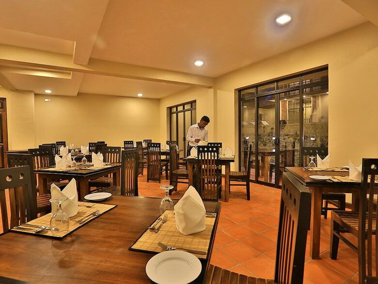 Hotel Lily's Resort