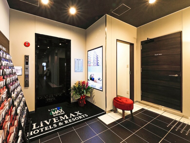 Hotel Livemax Shinsaibashi-east