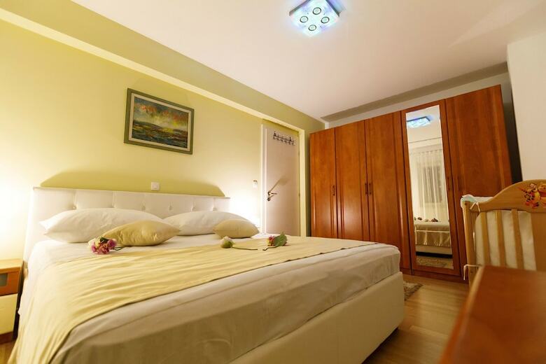 Luxury Villa Petra 5 Bdr Near Split