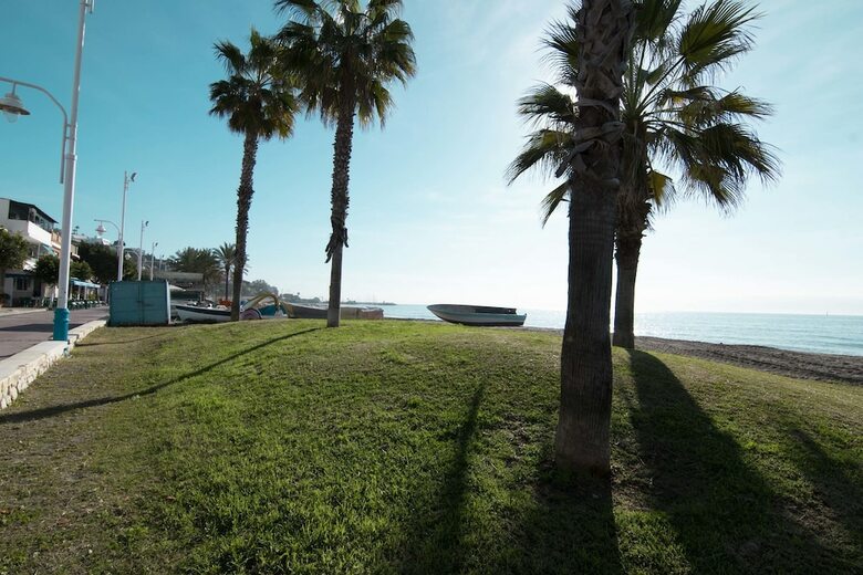 Apartamentos Letmalaga Cremades Beach
