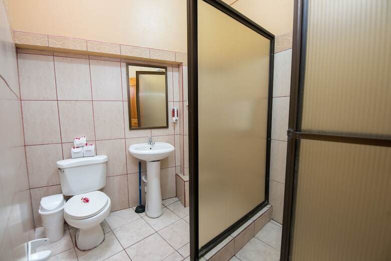 Apartamentos Qr La Fortuna - Adults Only