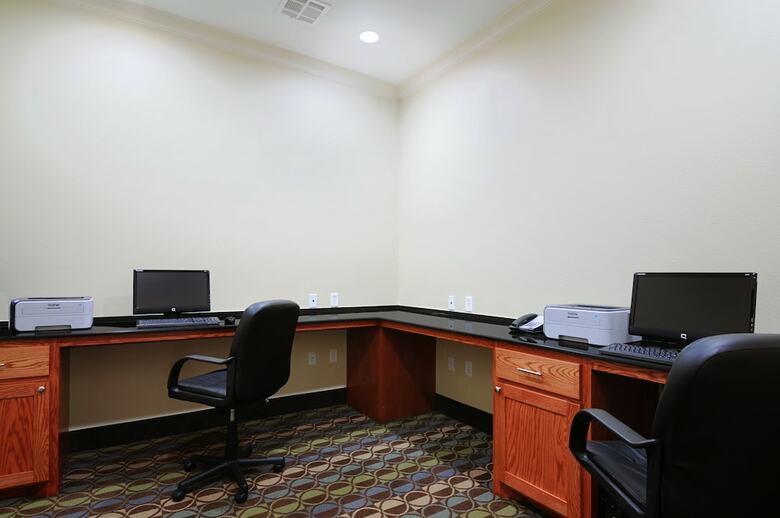 Hotel Ramada By Wyndham College Station