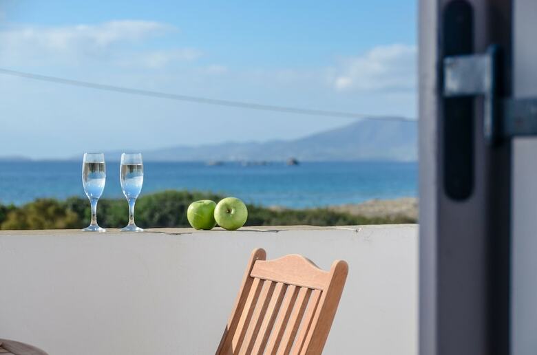 Aparthotel Depis Beachfront Villas