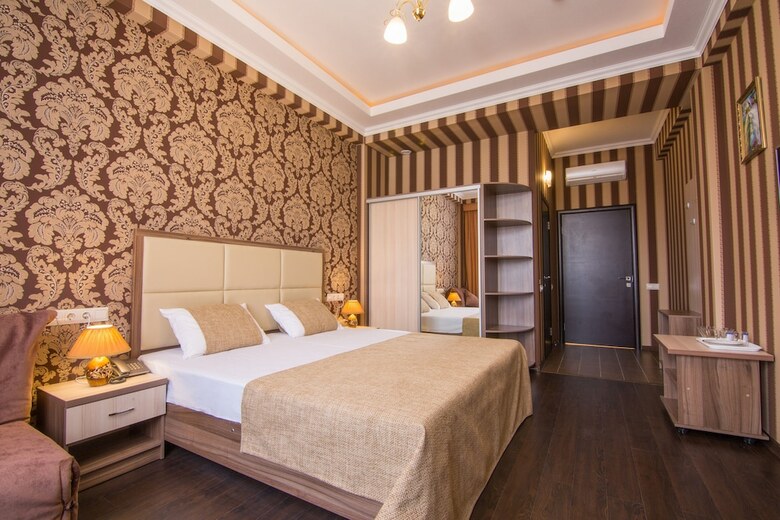 Hotel Ml
