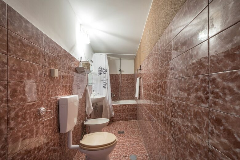 Hotel Nostromo Guesthouse