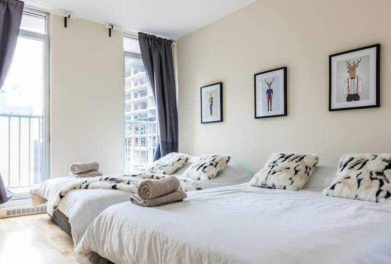 Airy Downtown Apartments By Nuage