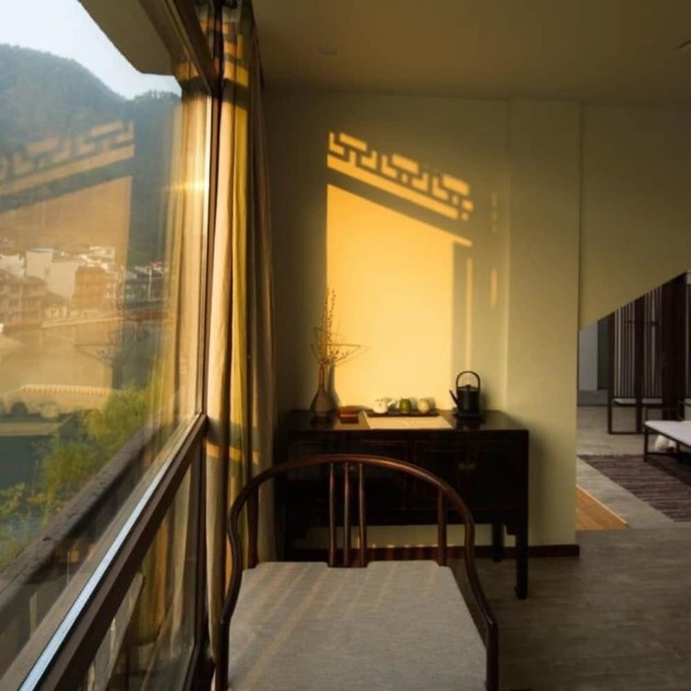 Floral Hotel Fenghuang Molan Riverview