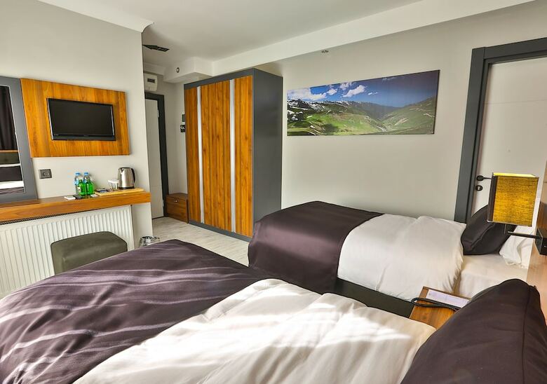 Hotel Azra Suite Otel