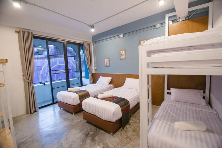 Hotel Suree House