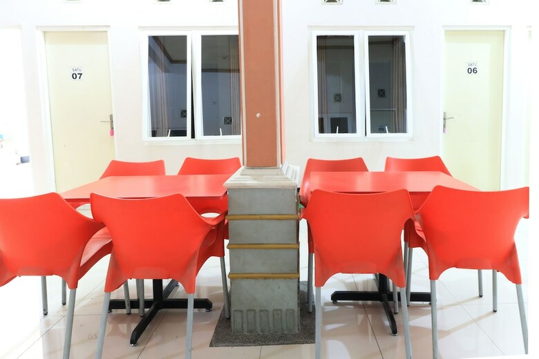 Hotel Babussalam Homestay